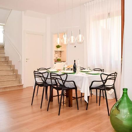 Cozy Home In Anguillara Sabazia With Kitchenette Bagian luar foto