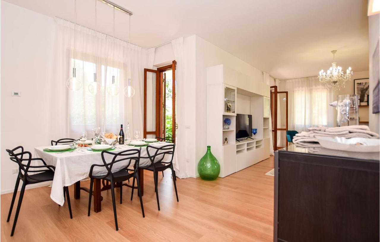 Cozy Home In Anguillara Sabazia With Kitchenette Bagian luar foto